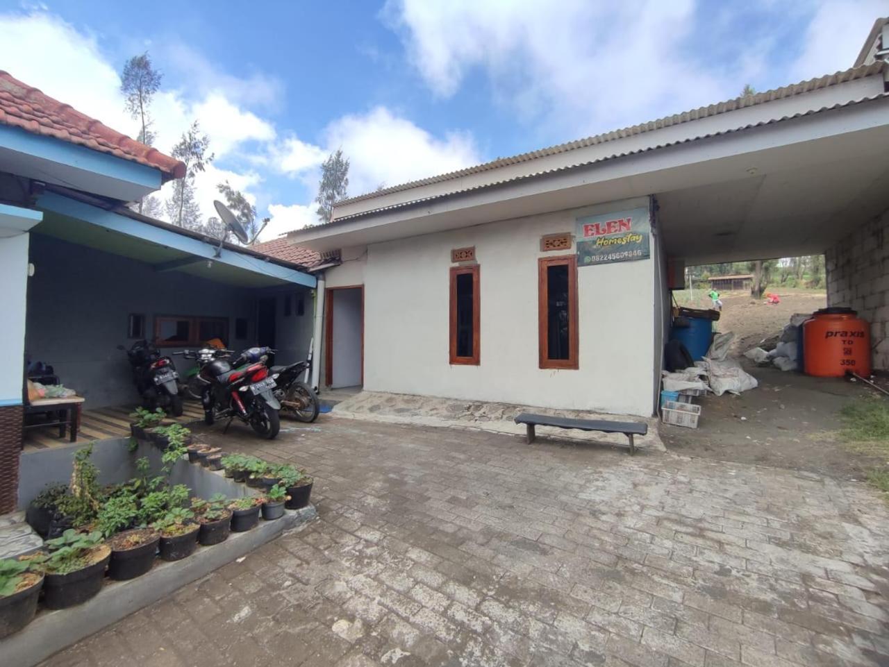 Elen Homestay By Abm Бромо Екстериор снимка